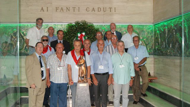 1° raduno Ascoli Piceno dal 9 al 10 settembre 2011 -  foto...179 - onore ai Fanti Caduti